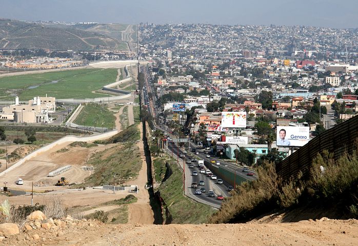 Pentagon approves diversion of military construction funds for Trump’s wall Pentagon approves diversion of military construction funds for Trump’s wall