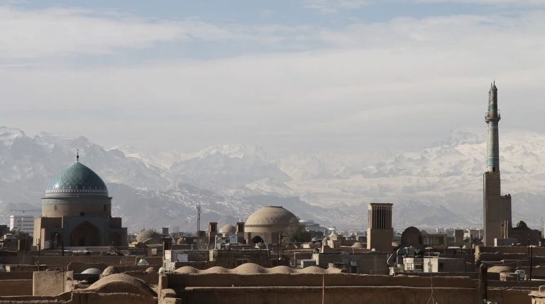 Pompeo backs Trump’s threats to Iran as US braces for possible retaliation Pompeo backs Trump’s threats to Iran as US braces for possible retaliation