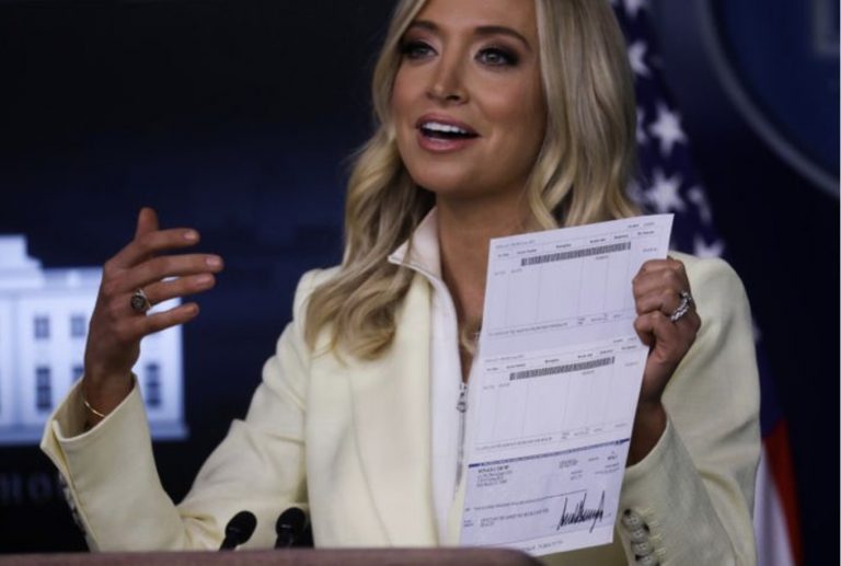 White House Press Secretary Goofs Up, Broadcasts Trump’s Banking Details White House Press Secretary Goofs Up, Broadcasts Trump’s Banking Details
