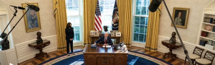 Screen Shot 2021-01-29 at 2.52.26 AM Biden Oval Office