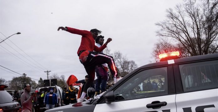 Screen Shot 2021-04-12 at 2.51.54 AM police protest violence riot