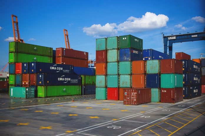 port-1845350_1280 Port pier shipping containers