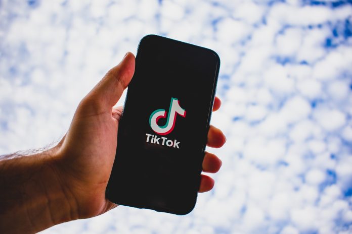 Tik Tok Tik Tok TikTok