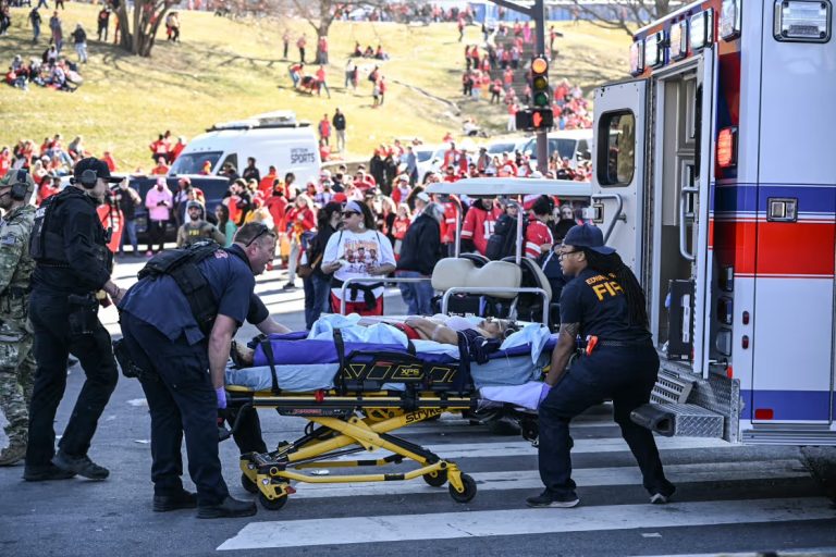 At least 1 killed in shooting at Kansas City Chiefs Super Bowl celebration At least 1 killed in shooting at Kansas City Chiefs Super Bowl celebration