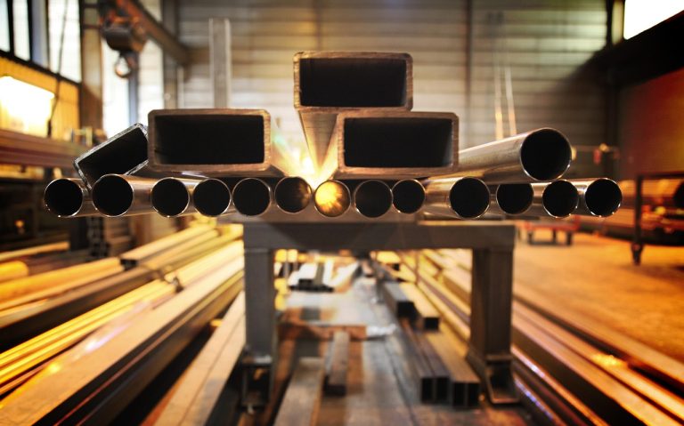 Trump announces blanket tariffs on steel and aluminum, reciprocal tariffs on other countries Trump announces blanket tariffs on steel and aluminum, reciprocal tariffs on other countries